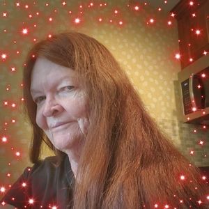 Meet your Posher, Nina